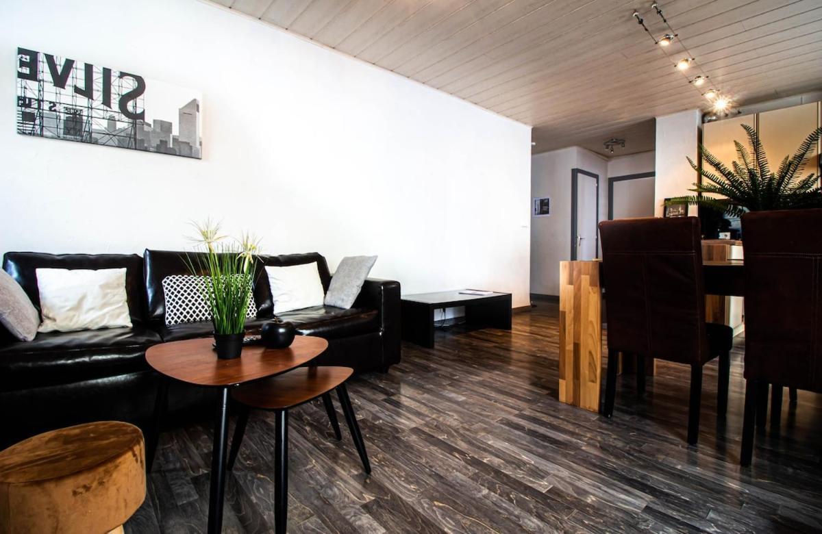 Brooklyn Proche De La Gare Apartment อานซี ภายนอก รูปภาพ